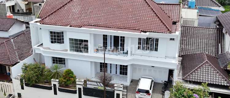 For Sale Two-Story House in Cinere Ready to Occupy Location Adjacent to Mall 1