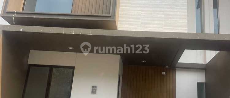 Nice House with SHM in Cisauk Ready to Live Flood Free Near Toll Road 1