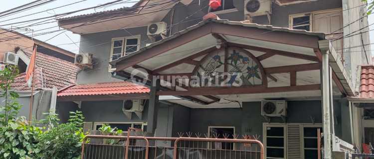 For Sale: Griya Loka Sector 1.3 Tangerang Boarding House 1