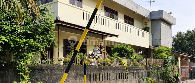 Hook Summagung House, Kelapa Gading | 2 Floors - 250 M² Area - 5 Bedrooms - SHM 1