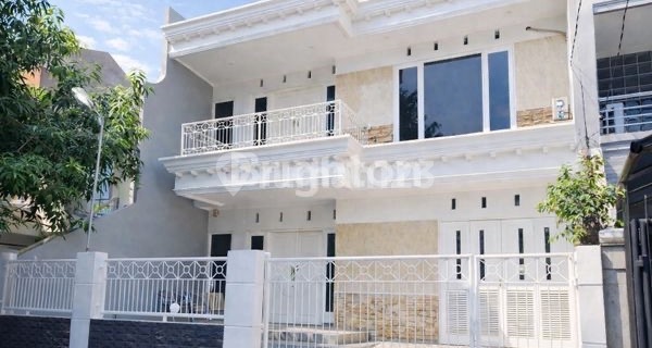 Luxury House in Kelapa Gading Permai | Flood-Free | 320M² Area | Freehold Certificate 1