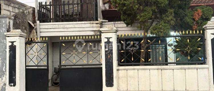 For Sale Freehold House in Probolinggo by the Roadside 1