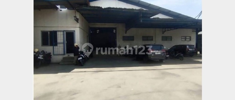 Ex-Factory, Strategic Location in Genuk Semarang 1