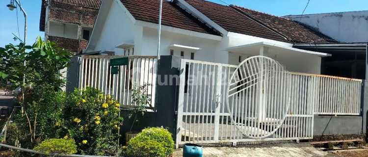 Ready-to-Occupy House in Bsb Jatisati Lestari Mijen By Prabowo Siswanto Property 1