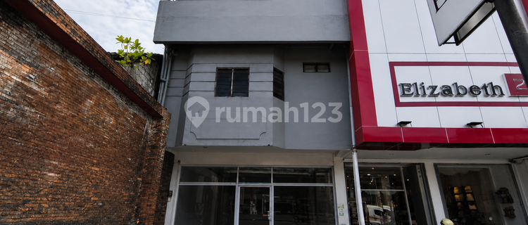3-Storey Shophouse 305M² - Ready for Office or Premium Business 1