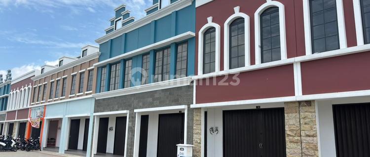 Rotterdam 2-Storey Shop House with Rooms on the 2nd Floor, Price 1M in Tangerang! 1