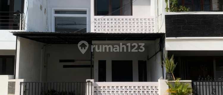 Puri Asri House Pakuwon City, 5500 Watt Electricity 1