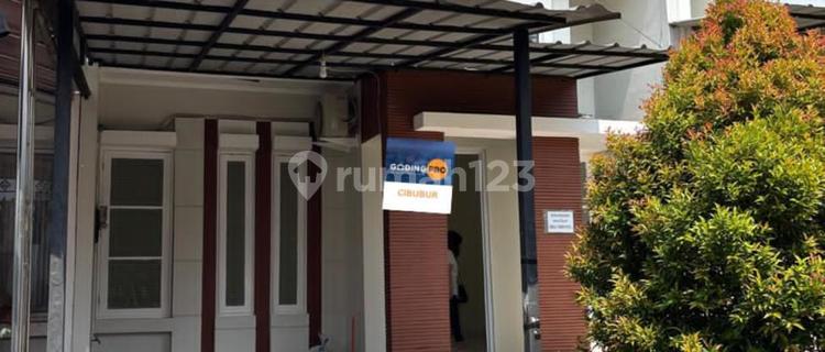 Disewakan Rumah di Legenda Wisata 1