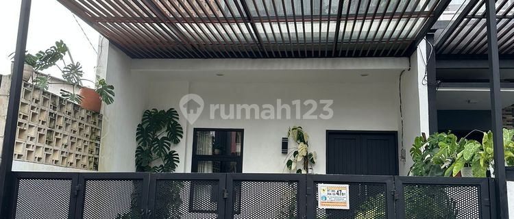 Dijual Rumah Cantik dan Rapih Siap Huni Fully Furnished Daerah Jagakarsa 1