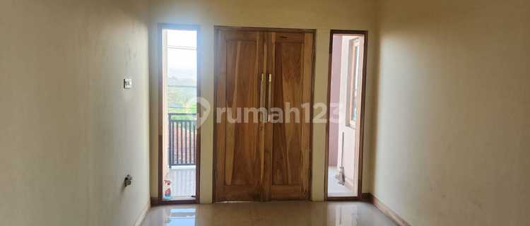 Rumah 2Lantai Mainroad Cililin Cocok untuk Hunian dan Tmp Usaha 1