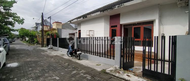 Rumah Dekat Rumah Sakit Panti Wilasa Semarang Timur 1