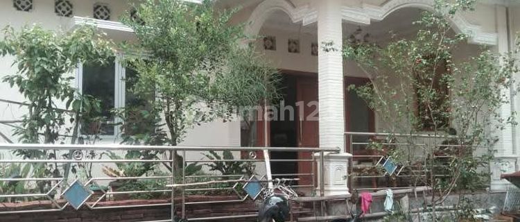House with a Shop in the Gunungpati Area, West Semarang 1