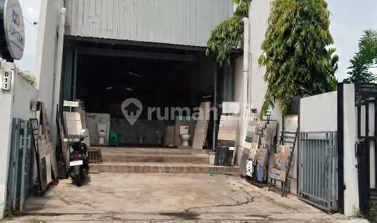 Ruko di Raya Majapahit Semarang Timur Siap Pakai 1