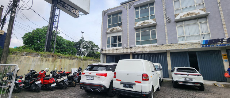 For Rent, Very Strategic Location Shop House on the Main Road Gatot Subroto Barat, Denpasar 1