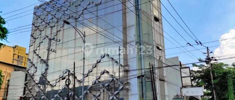 Dijual Hotel Aktif di Gajahmada Semarang 1