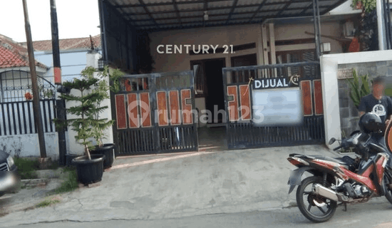 Excellent Furnished Residence Plot Jl Merbabu 1