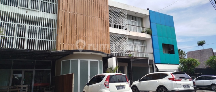 Well-maintained 3-story Shop House in Bypass Sanur Shopping Area 1