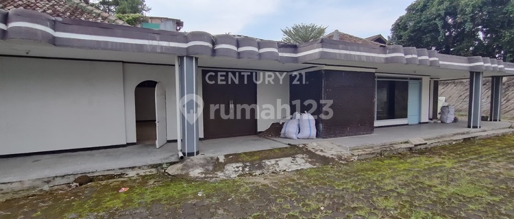 Strategic Business Space on Sukahaji Main Road 1