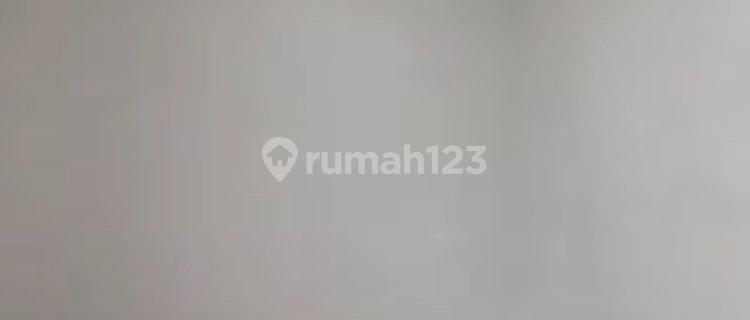 Rumah 2 Lantai Siap Huni Lingkungan Nyaman 1