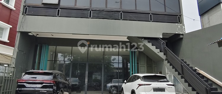For Rent 3-Story Shop House, Strategic Location, Business Area 1