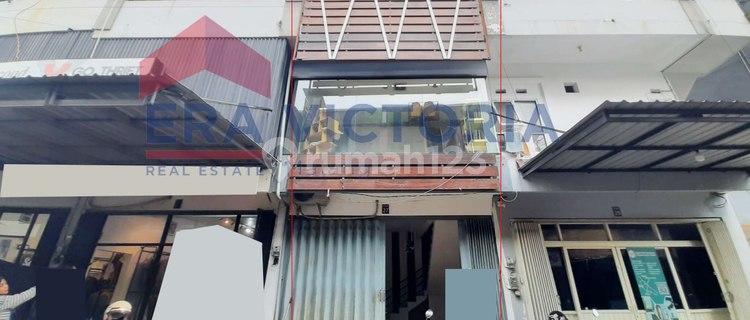 Strategic Dinoyo Shop House for Rent 1