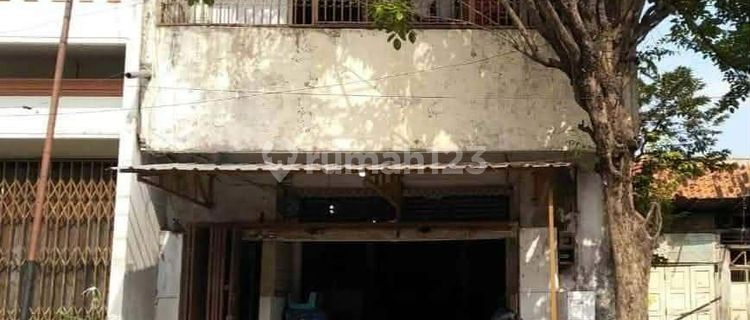Dijual Rumah Usaha di Jalan Beteng, Semarang 1