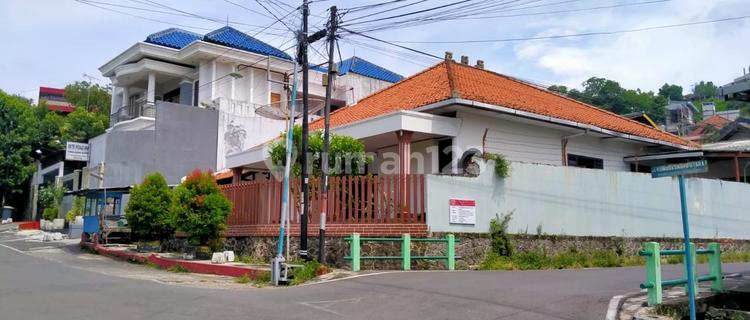 Kesempatan Langka! Rumah Strategis di Kawasan Berkembang 1