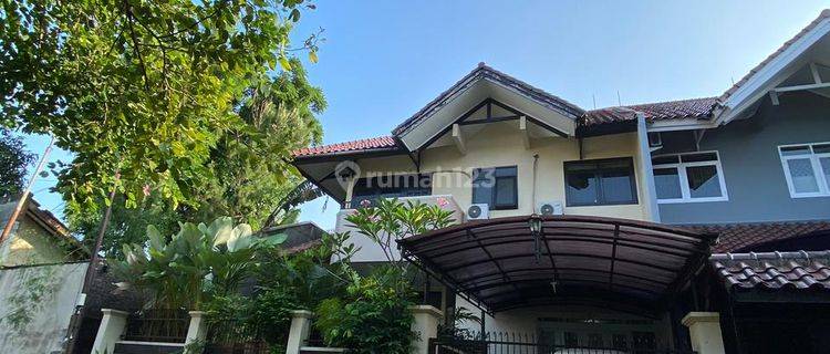 Rumah sewa di Jalan Rengganis Villa Duta  1