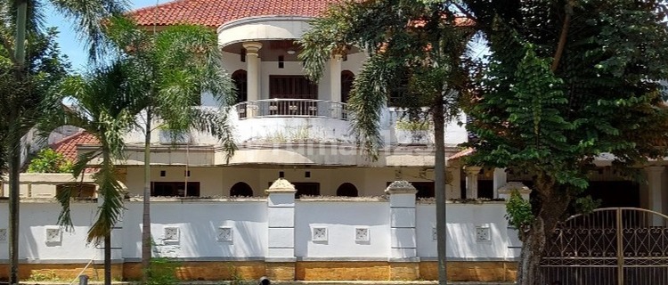 Affordable House in Modern Hills, Pamulang, South Tangerang City. 1