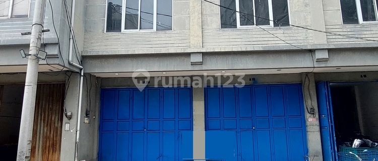 Auctioned Shop House in Sepatan Ma, Karet Village, Sepatan District, Tangerang Regency 1
