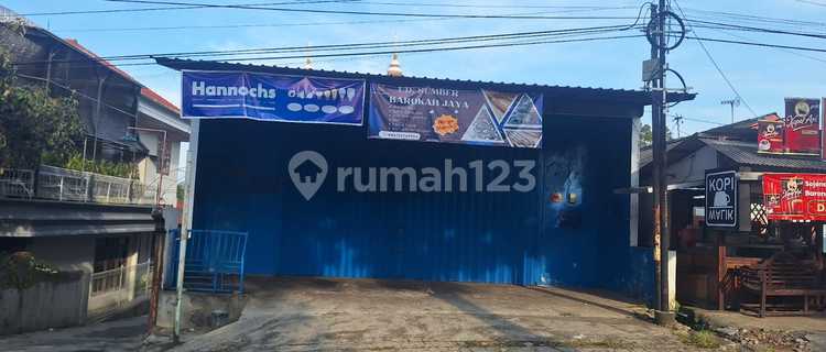 For Sale, House in Bumiaji Village, Batu, Malang 1