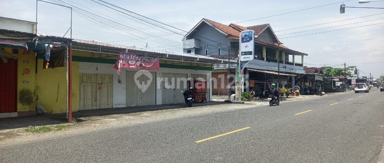 For Rent, Strategic Ex-Mini Market on Parangtritis St. Km 14, Suitable for Business/Office, Patalan, Jetis, Bantul 1