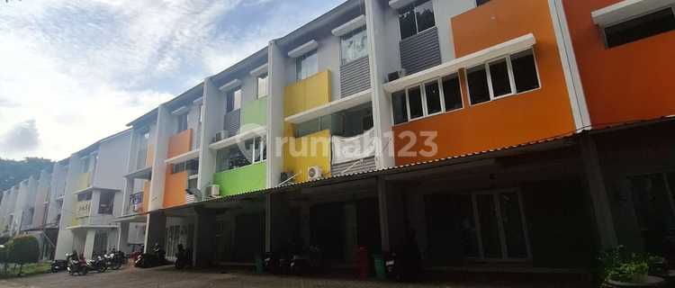 For Sale: 3-Storey Shop House in Casajardin. Rare Opportunity. Excellent Wow. Faces the Road. Only 1 Unit Left. Land Area: 90 M2 (6 X 15) 1