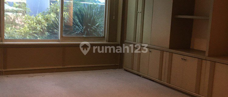 Menteng Commercial Building - Rare, Strategic, Ready to Operate 1