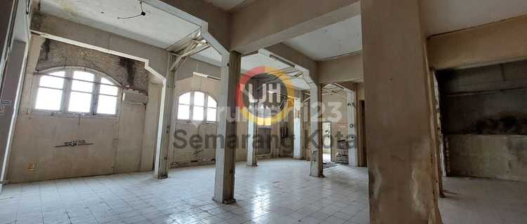 Bangunan kuno di daerah Kota Lama 1