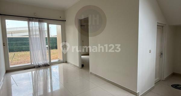 Rumah siap huni di Golf Residence 1