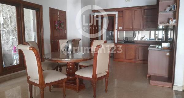 Rumah mewah di Mutiara Papandayan 1