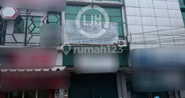 Ready-to-use shop house in Peterongan Plaza 1