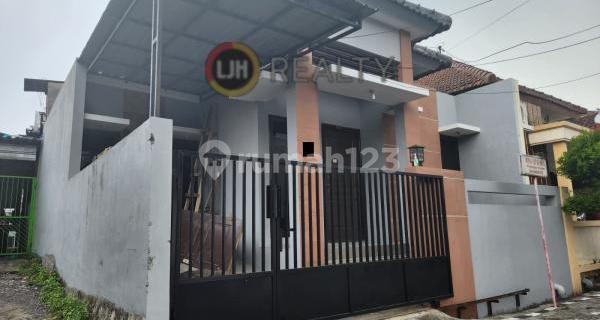 Ready-to-occupy house in Syuhada. 1