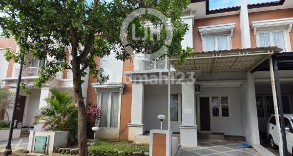 Ready-to-Live House in Graha Candi Golf 1