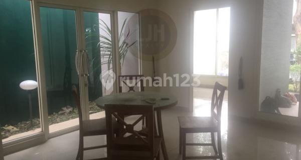 Ready-to-occupy home in Graha Candi Golf 1