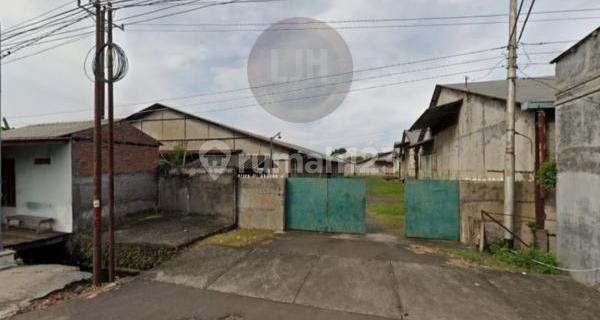 Gudang siap pakai di Kapten Wiratno 1