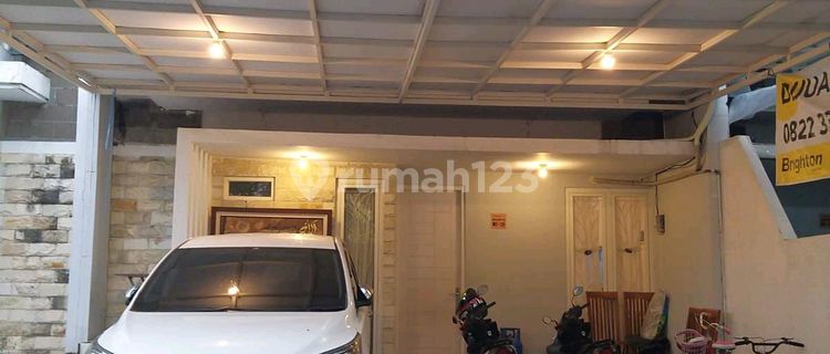 Special 2-Storey House Rungkut Surabaya 1