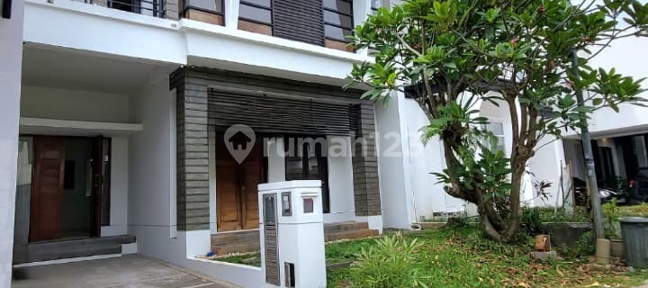 Rumah di Kompleks Nyaman di Bintaro (0124) 1
