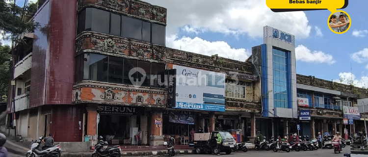 Commercial Shop House Tabanan Bali For Sale Land Area 157M² Building Area ±600M² Prime Location 1