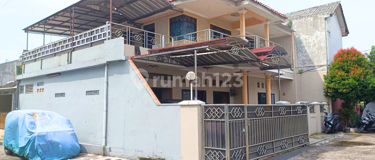 House, 2 Floors, Depok, Negotiable, Strategic Location, Freehold Certificate 1