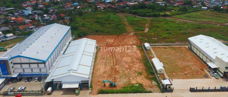 Disewa Kavling Industri di Kawasan Pergudangan Sukarame Palembang, Sumatera Selatan Luasan 7060 M2 Kotak Persegi. Titik Lokasi Yang Ditawarkan Https maps.app.goo.gl q9wy2ac7efa6sxwz7 Keuntungan Dan Kelebihan Kawasan Pergudangan Sukarame palembang Di Dalam 1