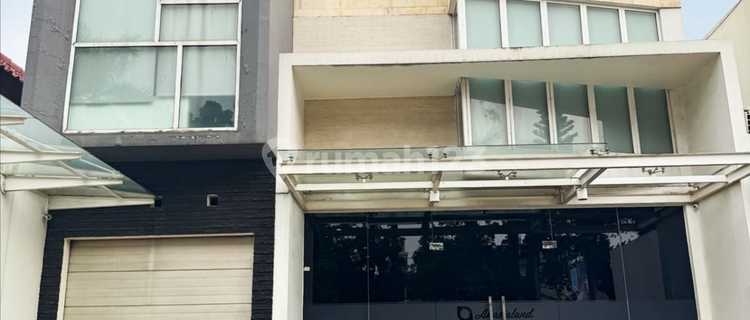 Kantor 3 Lantai Pinggir Jalan Full Furnished Rekomen untuk Office Space di Anggrek Loka, BSD 1