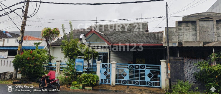 Dijual Rumah Tinggal di Jalan Badak Lingkungan Aman dan Nyaman 1