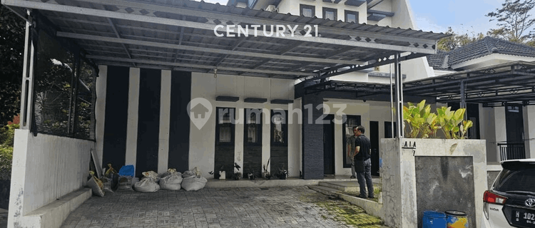 Comfortable Permata Prima House Near Strategic Campus 1